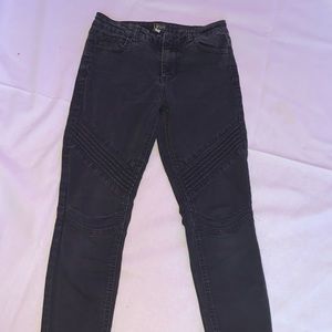 Ribbed Black Jeans